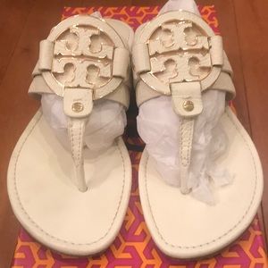Tory Burch Amanda Flat Thong-Thumbed Leather
